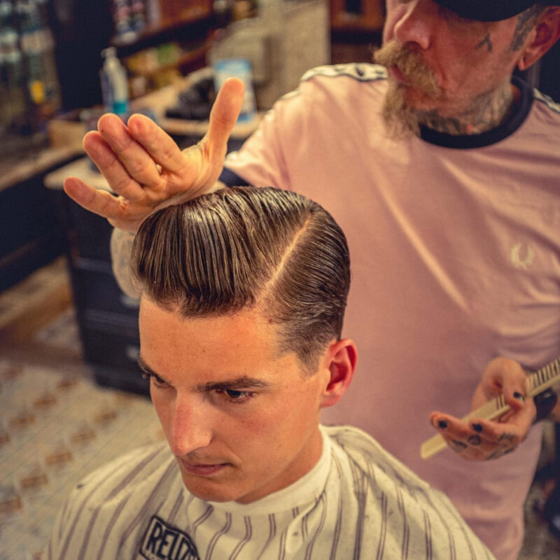 Mẹo Vx 88 nạp rút siêu tốc với Pomade trên tóc